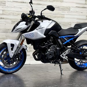 2023 Suzuki GSX-8S